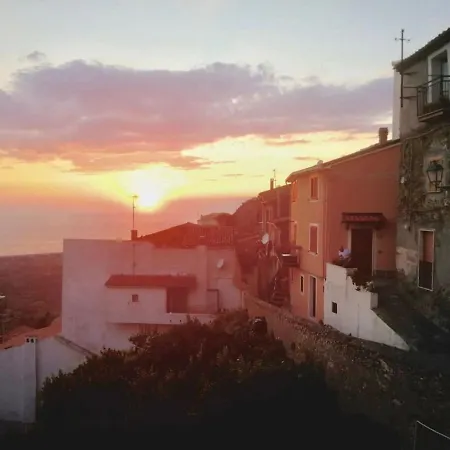 Apartmán Two Bed With Sea Views, Hilltop Maiera, Calabria Maierà
