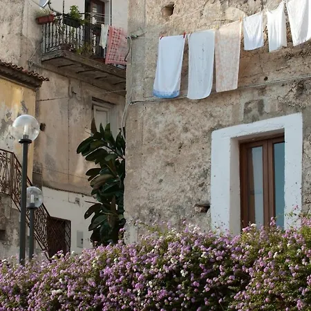 Two Bed With Sea Views, Hilltop Maiera, Calabria