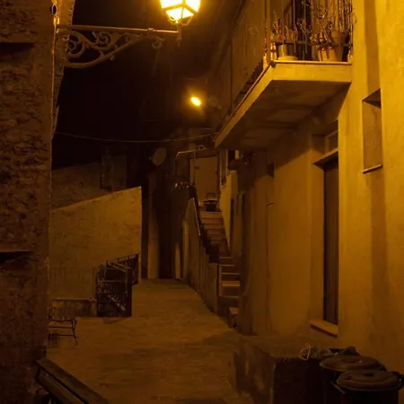 Two Bed With Sea Views, Hilltop Maiera, Calabria Apartmán *